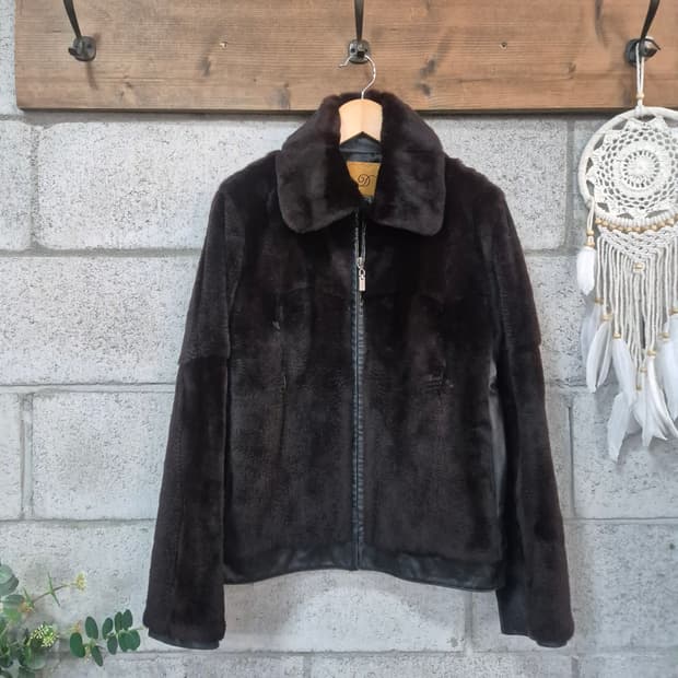 위즐 모피자켓 y2k 락시크