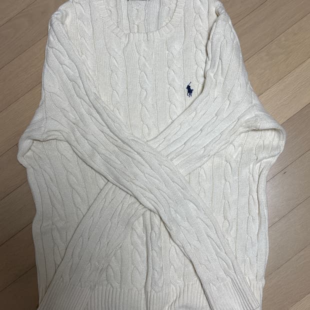 폴로 꽈배기 니트