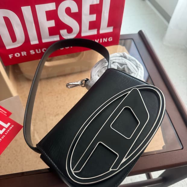 디젤 숄더백