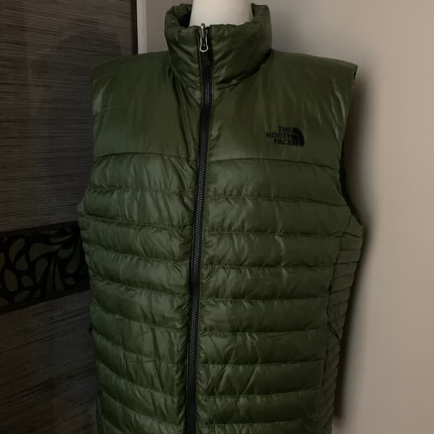 노스페이스 패딩조끼