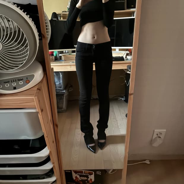 디젤 세미 부츠컷 블랙 진