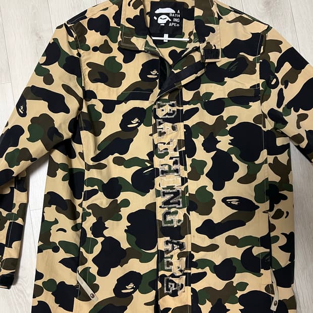 베이프 자켓 라지 