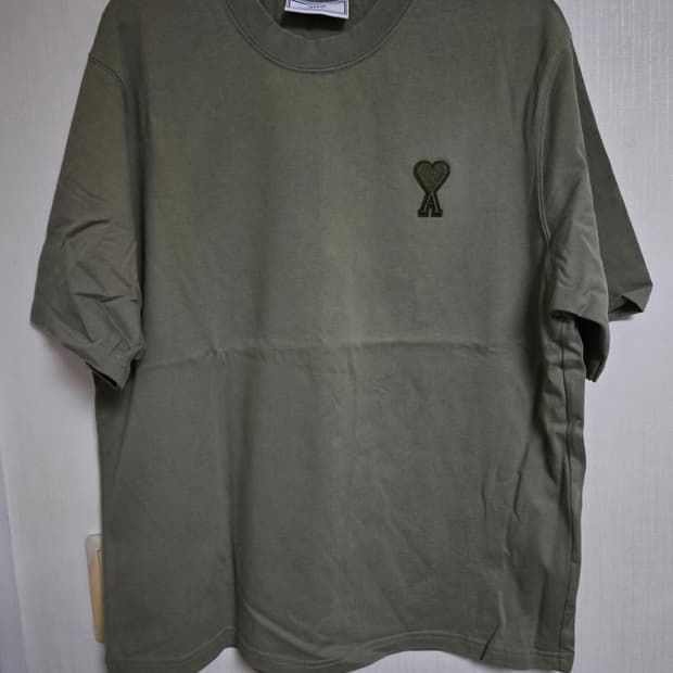 [M]아미 하트자수로고 티셔츠팝니다