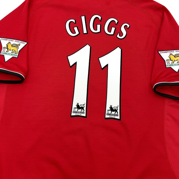 엄브로 00-02 맨체스터 유나이티드 홈 리그킷 라이언 긱스