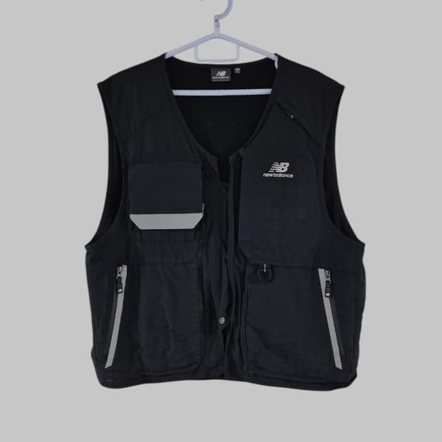 [100]뉴발란스 매쉬 조끼