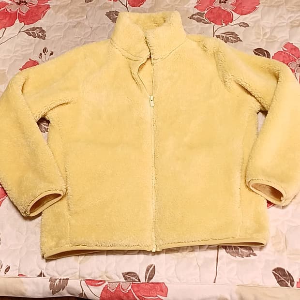 유니클로 후리스 M 여성77 가슴54 기장60