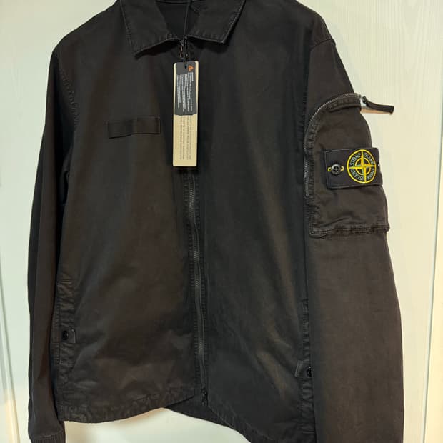 스톤아일랜드 25ss 오버셔츠 덱스착용 L사이즈