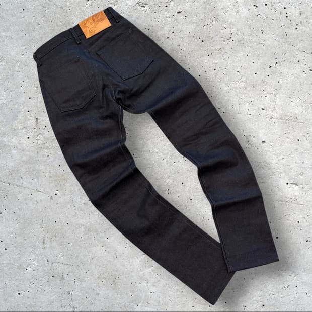 [28] 네이키드앤페이머스 엘리펀트 2 블랙 데님 청바지 D587