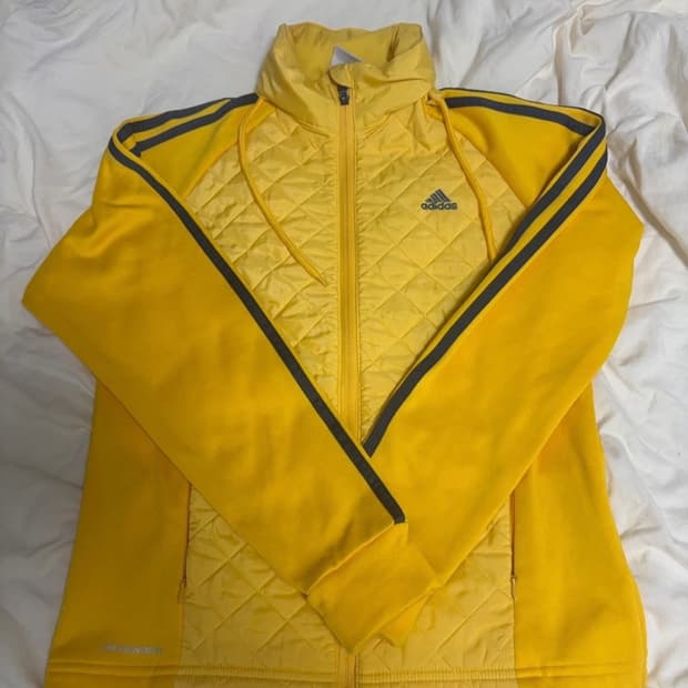 아디다스 퍼포먼스 퀄팅 하이브리드 져지