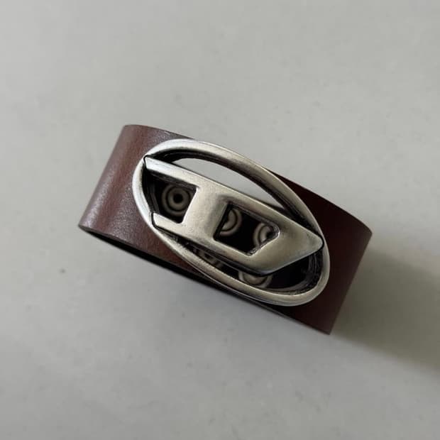 디젤 에이발론 팔찌