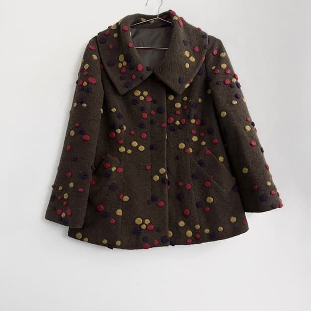 Pom pom trimming coat / khaki