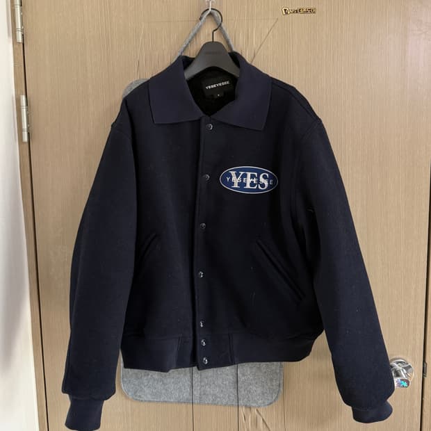 예스아이씨 바시티 M