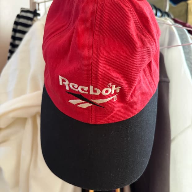 리복 볼캡 모자