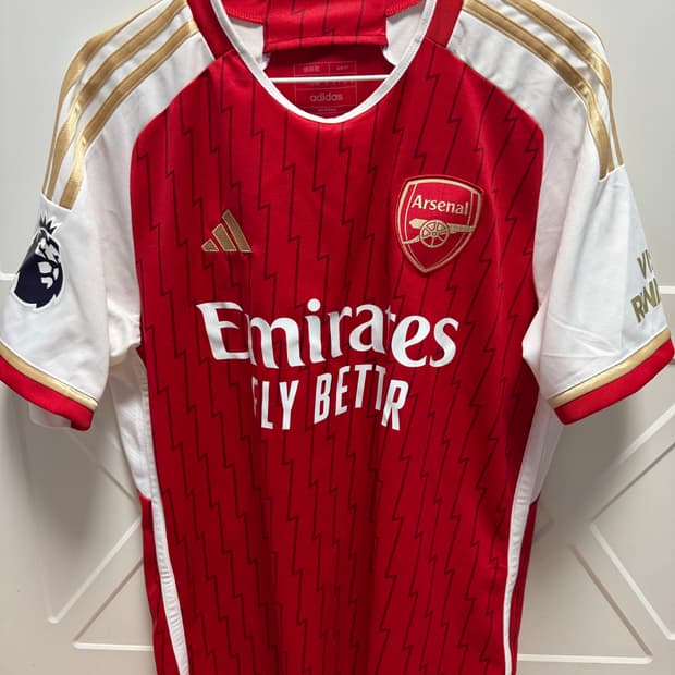 23-24 아스날 외데고르 유니폼