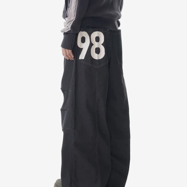 아캄 98 Printed Knee Pin-tuck Denim Pants 