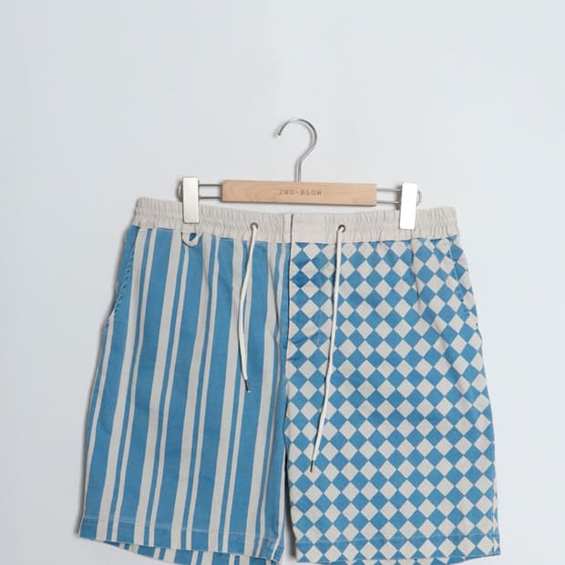 MAGIC NUMBER Pattern Shorts (32)