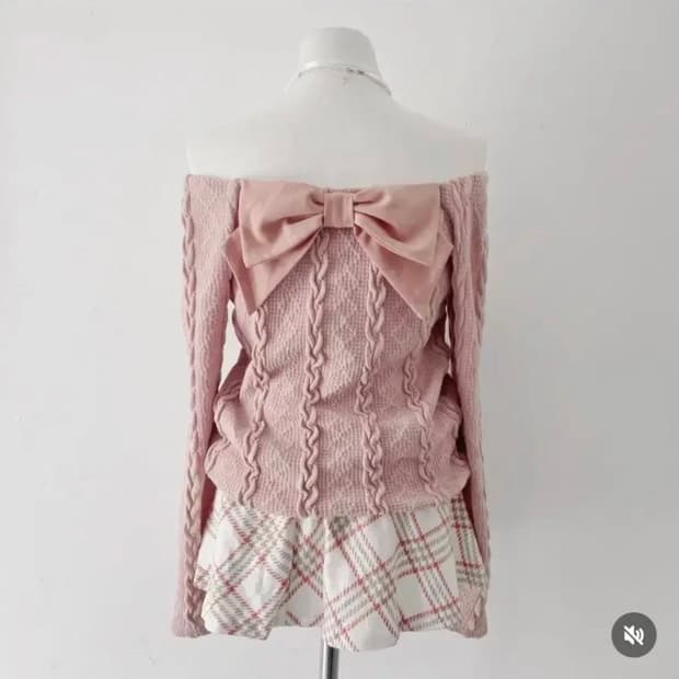 일브 바이바이 리본 오프숄더 니트 로걀탑 리즈리사트랄라라 히메갸루 빈티지