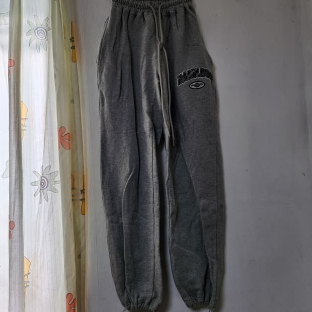베드블러드 회색 조거 팬츠 XS