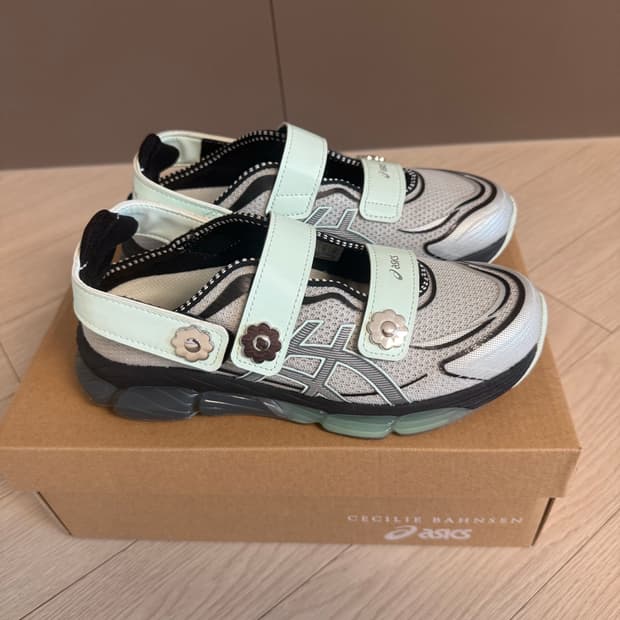 아식스 세실리아반센 젤 퀀텀 230