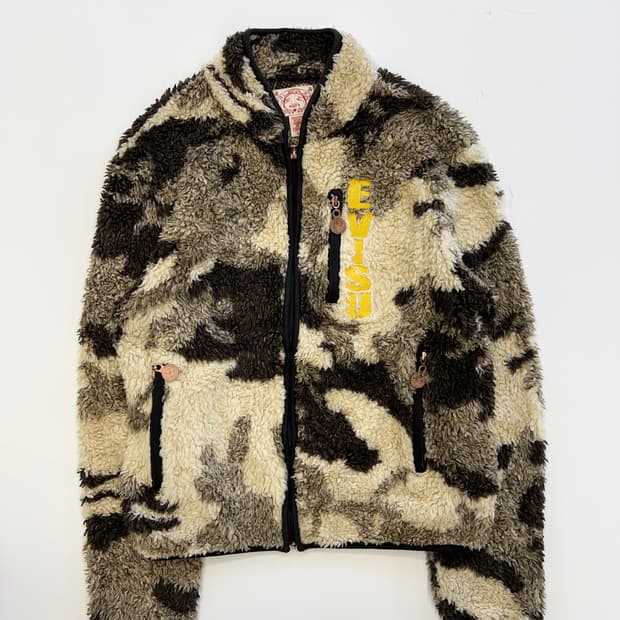 에비수 재팬 카모 후리스