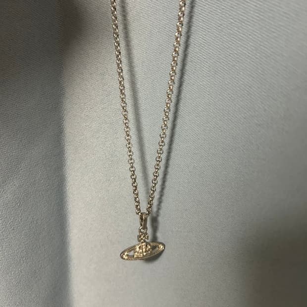 비비안웨스트우드 목걸이