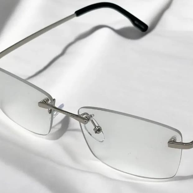 빈티지 긱시크 무테안경 