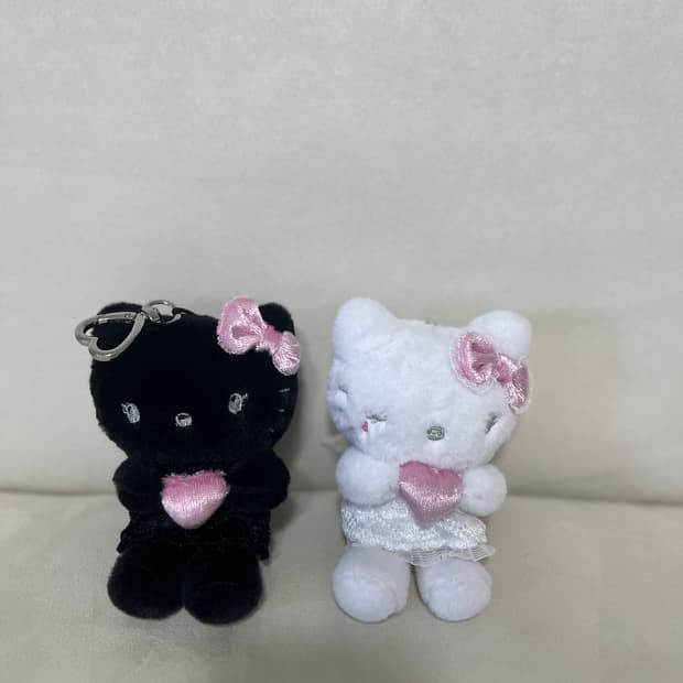 (새제품) 필리밀리 헬로키티 천사 악마 키링