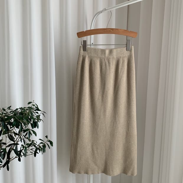 H라인 밴딩 니트 롱스커트