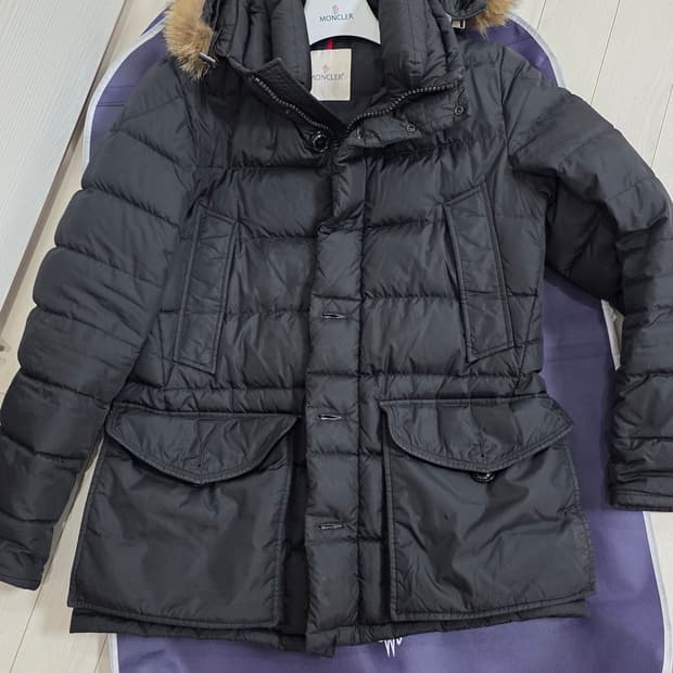 몽클레어 클루니 4사이즈 블랙