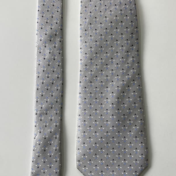 유나이티드 컬렉션 오브 베네통 넥타이