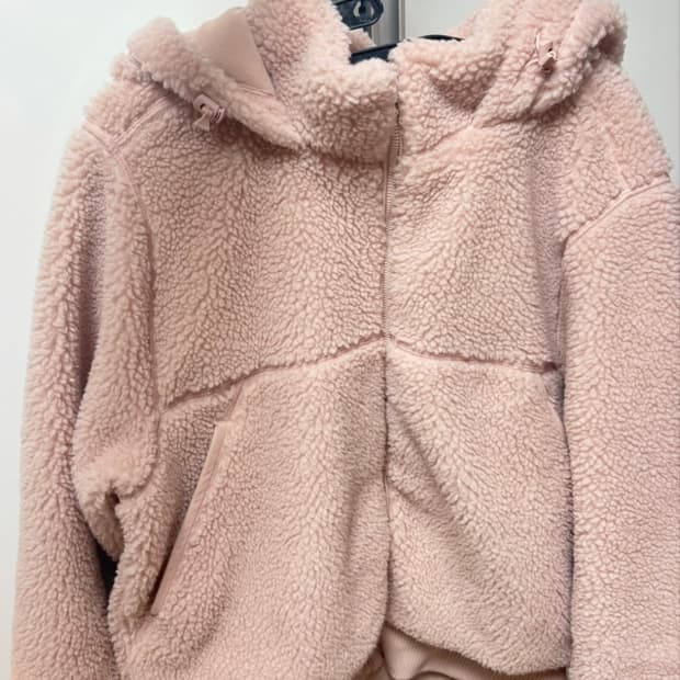 안다르 후드집업