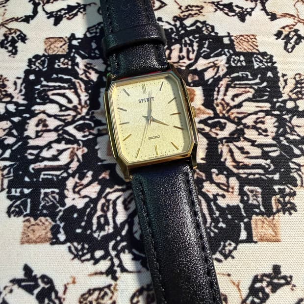 SEIKO 빈티지 쿼츠 시계
