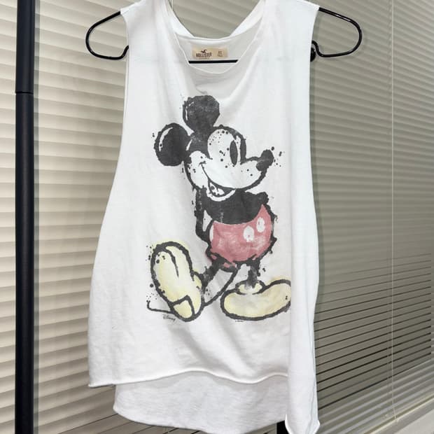 Hollister Disney Cutoff Tank