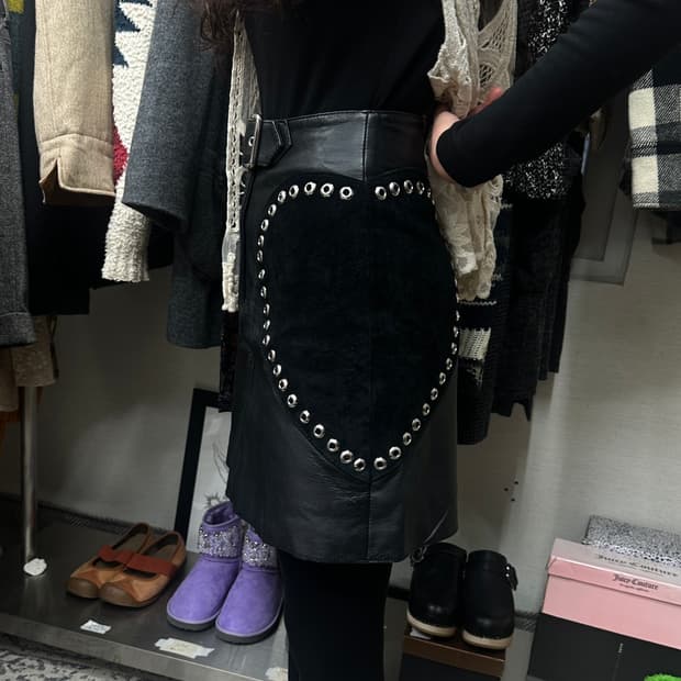 maje 마쥬 하트 레더 스커트