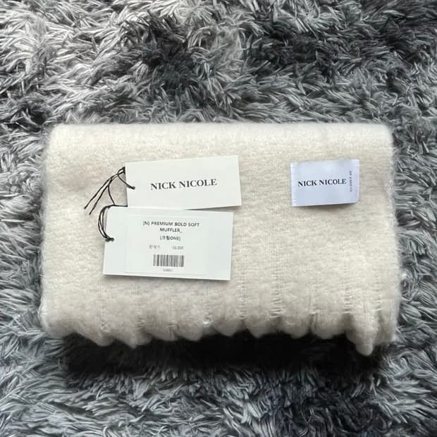 남녀공용 닉앤니콜 크림 목도리 판매합니다