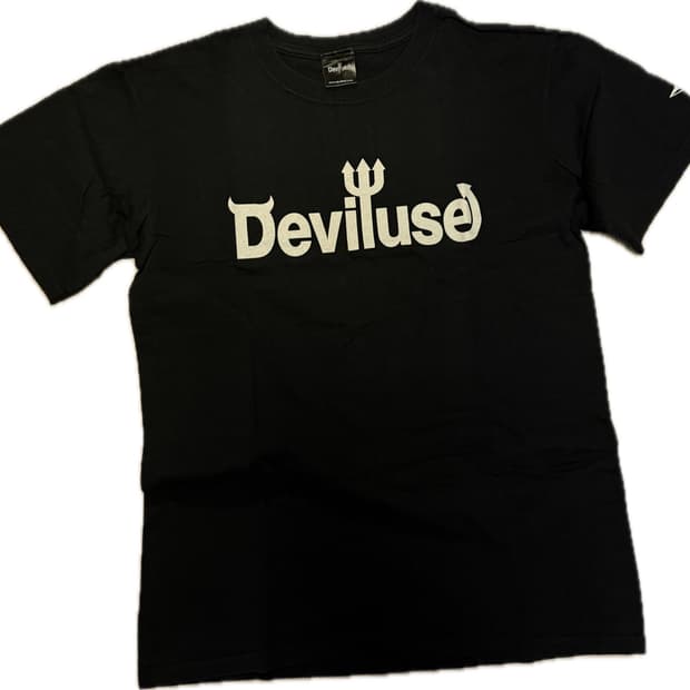 DEVILUSE logo tshirt