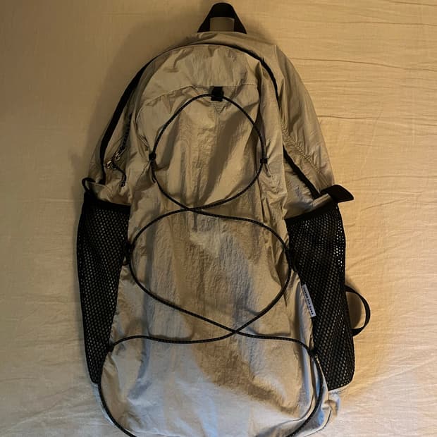 ends and means 패커블 백팩