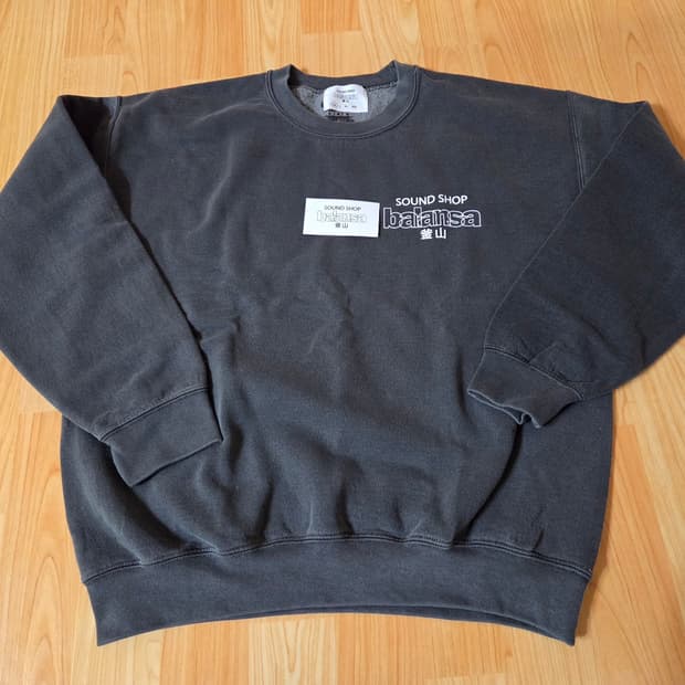 발란사 맨투맨 티셔츠 새제품