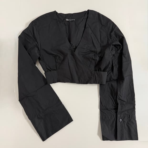 자라 빈티지 블랙 크롭 랩 블라우스 셔츠 큐빈 파우닝 ayadz