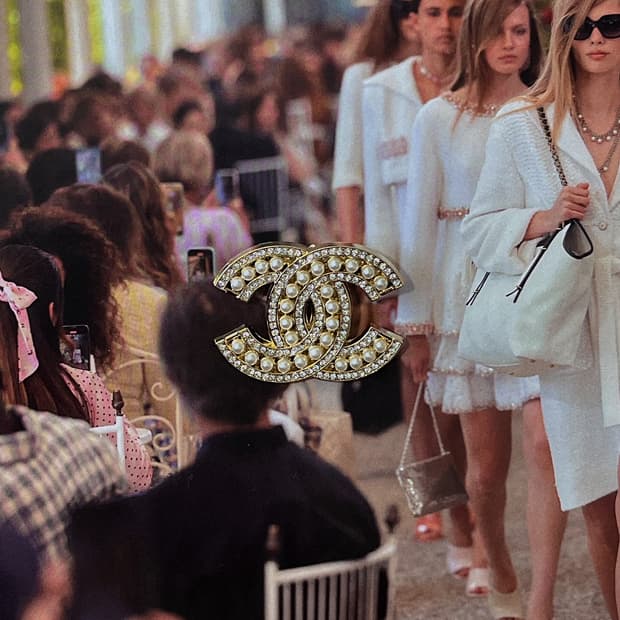 샤넬 오뜨 펄 크라운 브로치