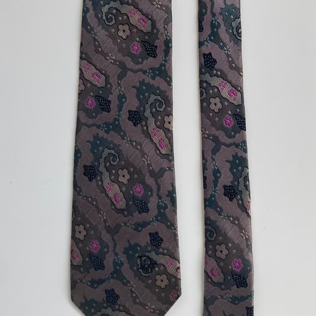 크리스찬디올무슈 넥타이