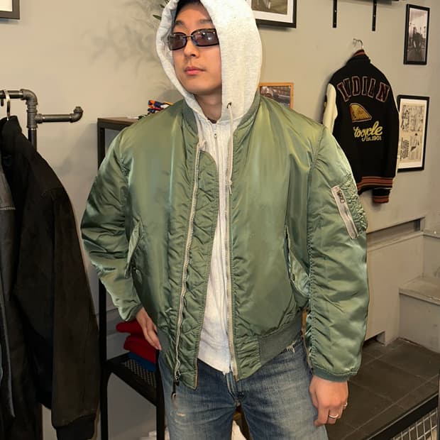 80’s Alpha Industries Ma-1 USA flight