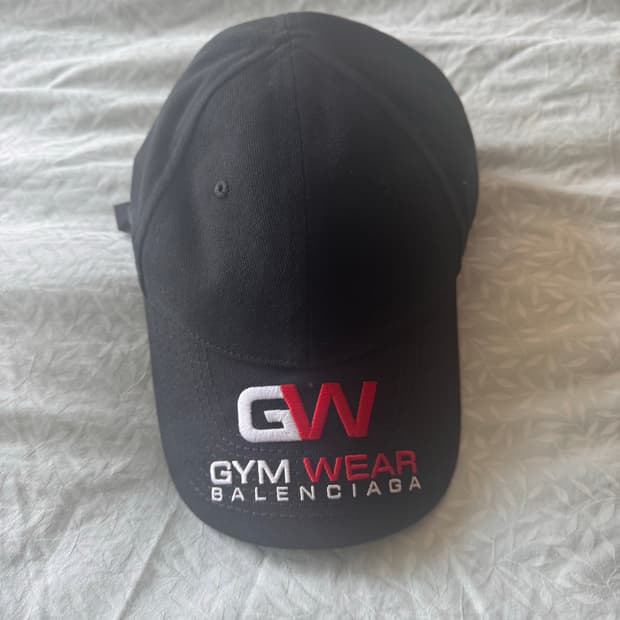 발렌시아가 Balenciaga Gym Wear Cap