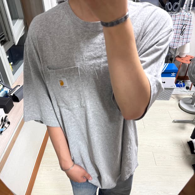 칼하트 그레이 반팔 티셔츠