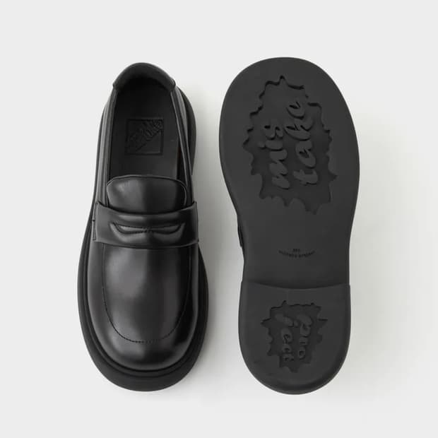 TURTLE / BLACK 로퍼