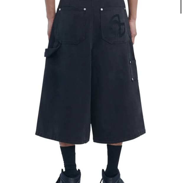C.D.L BERMUDA PANTS - WASHED BLACK