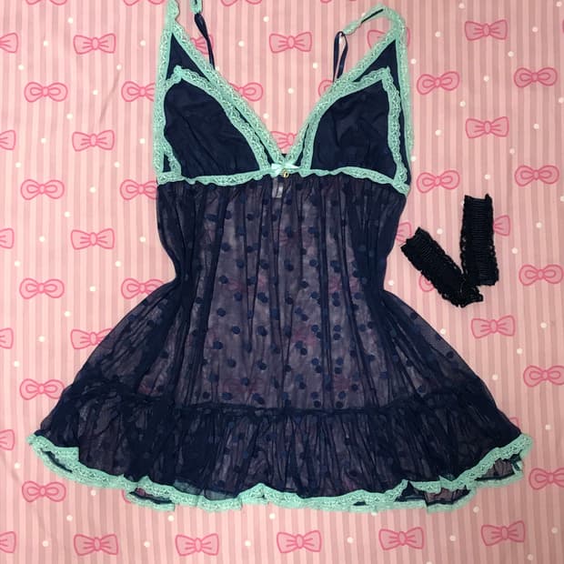 민트 도트 네이비 슬립