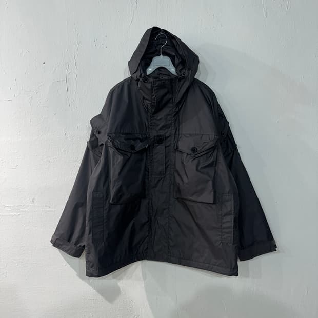 아웃스탠딩 립스탑 3레이어 컴뱃포켓 바람막이 1