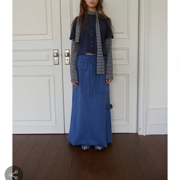 노컨텐츠 롱스커트 블루