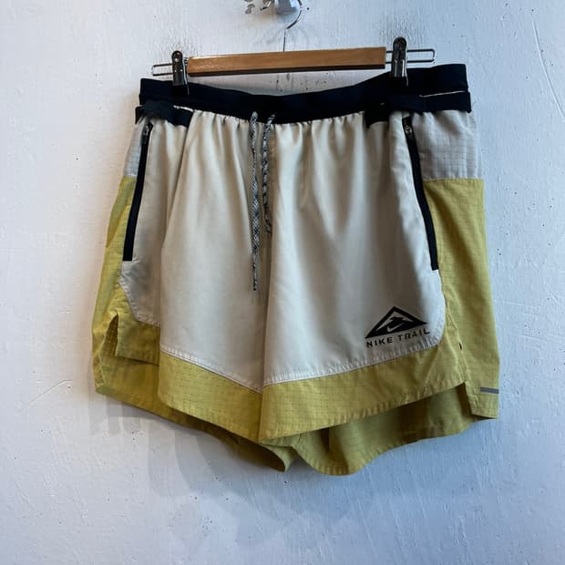 나이키 트레일 러닝 쇼츠 반바지